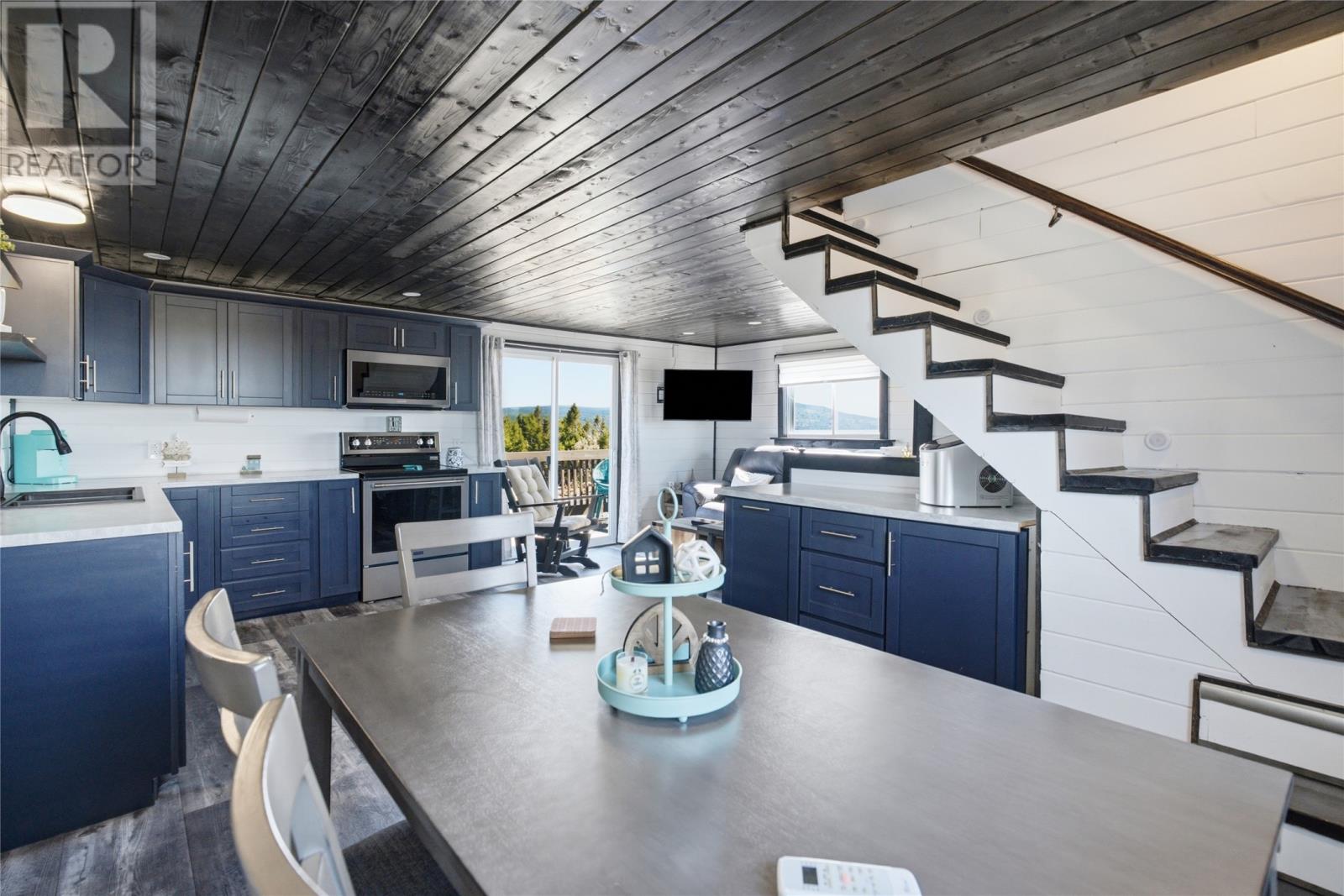 10 & 11 Our Cove Road - 7