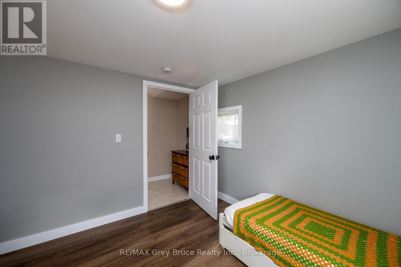 177 2ND AVENUE SW - 18