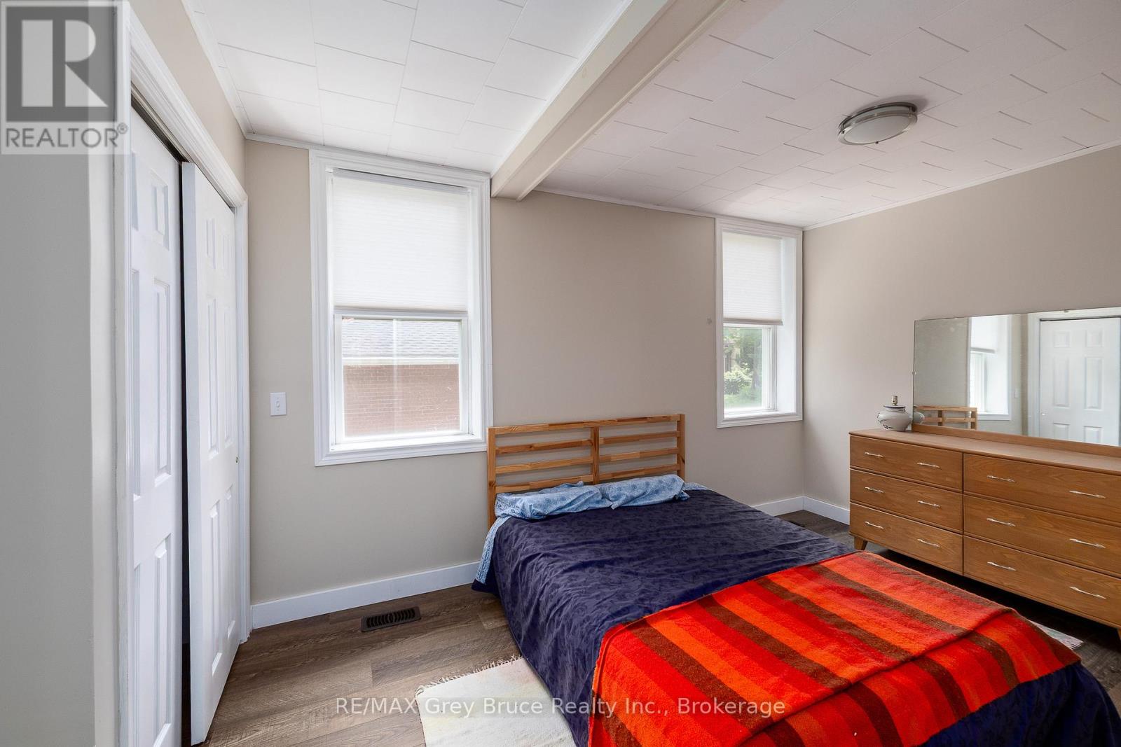 177 2ND AVENUE SW - 20