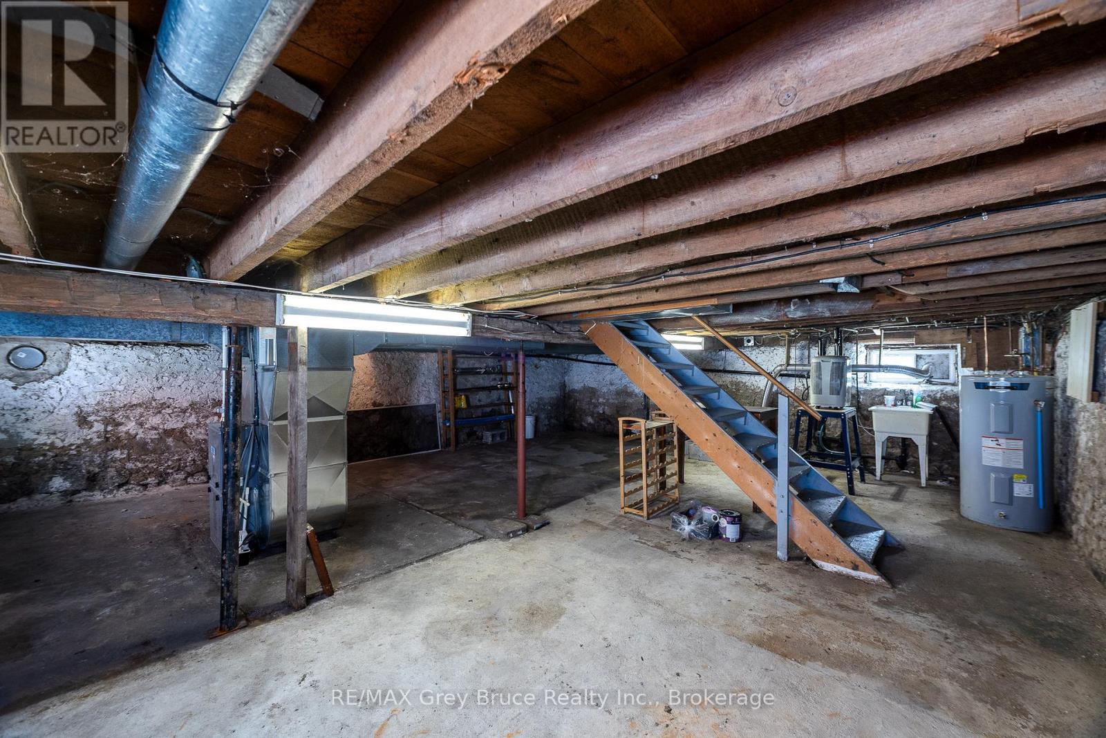 177 2ND AVENUE SW - 28