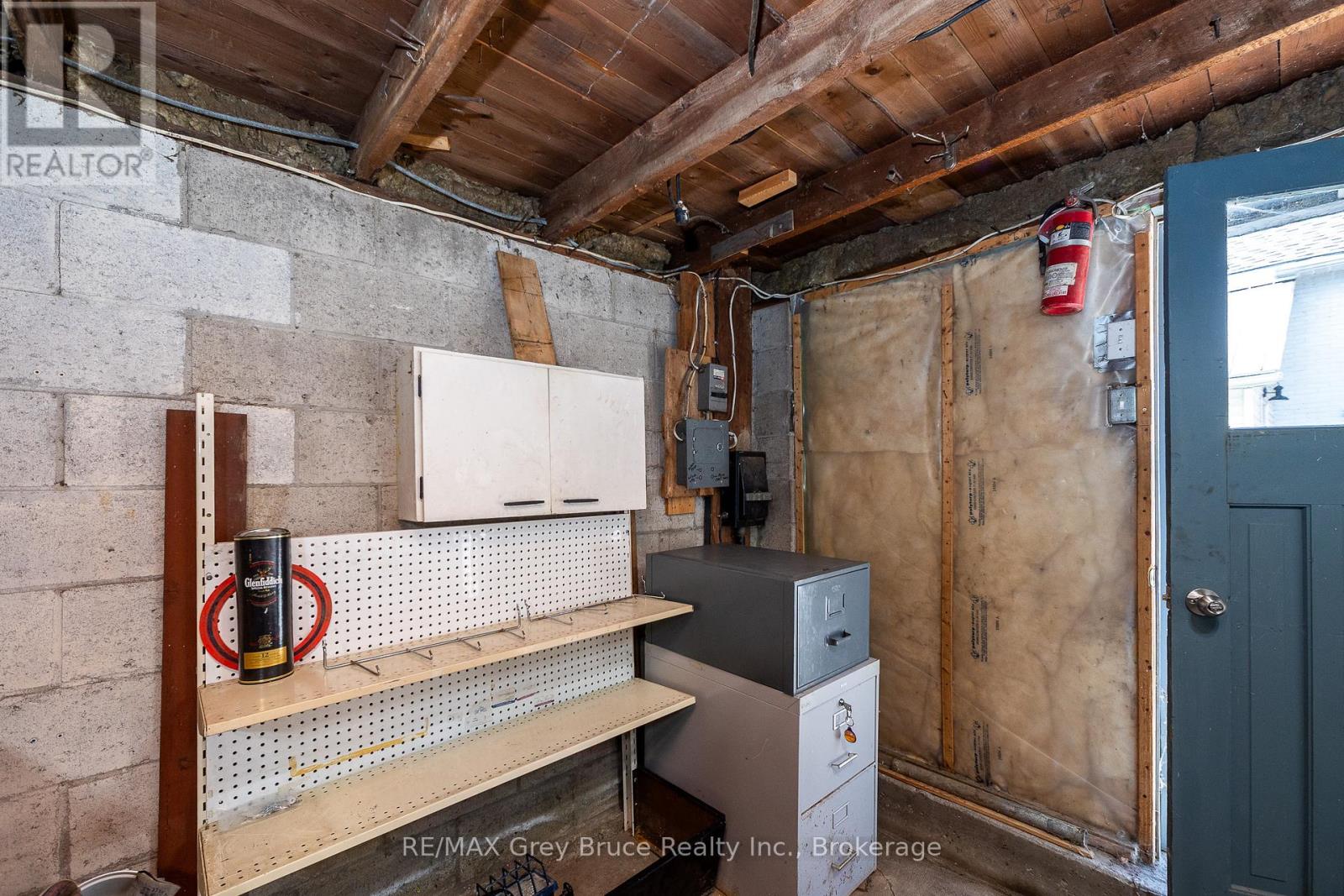 177 2ND AVENUE SW - 33