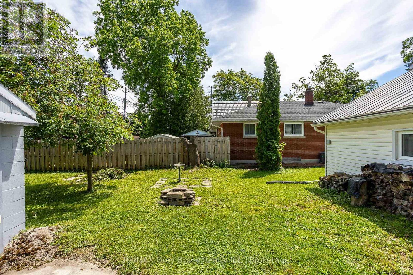 177 2ND AVENUE SW - 36