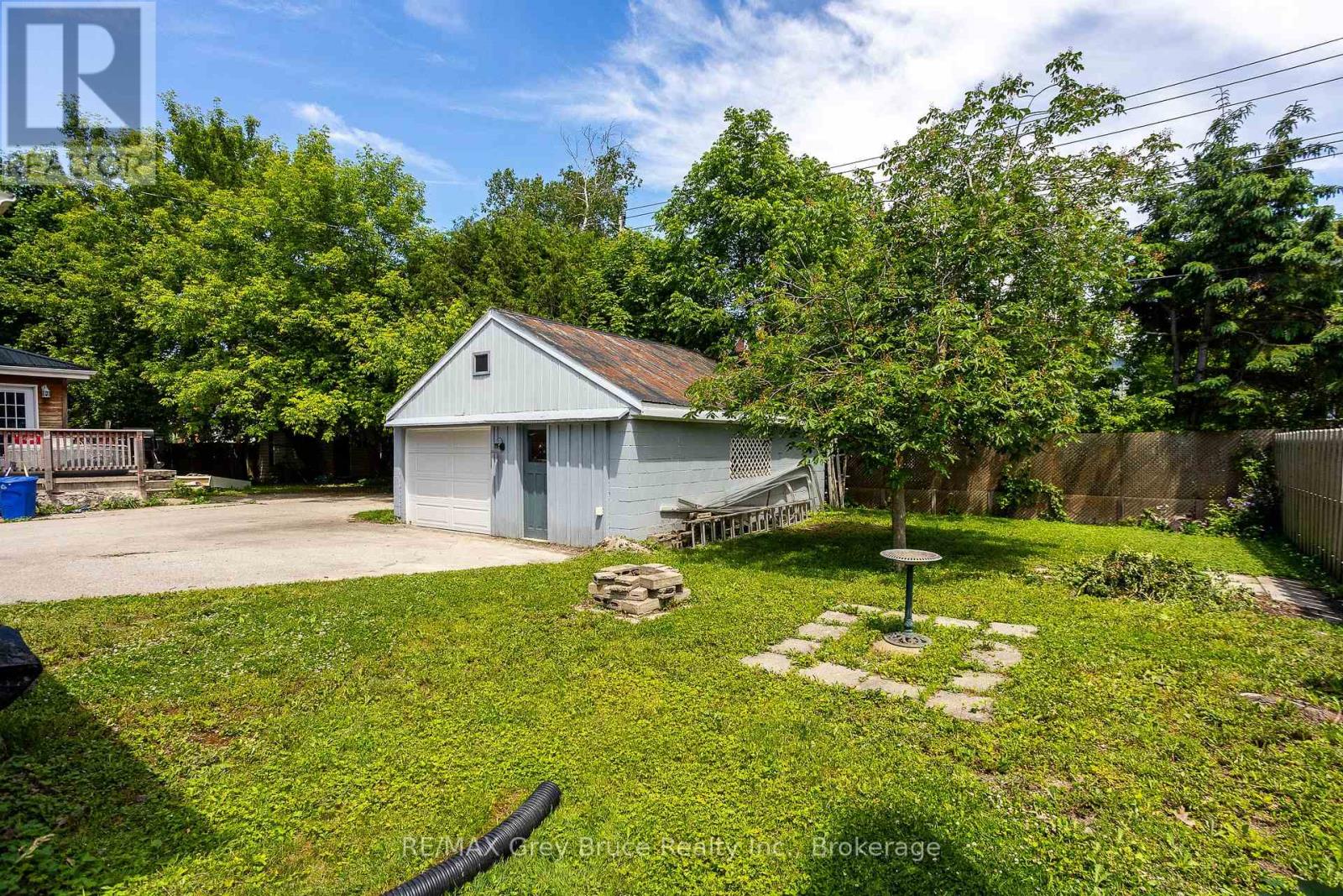 177 2ND AVENUE SW - 38