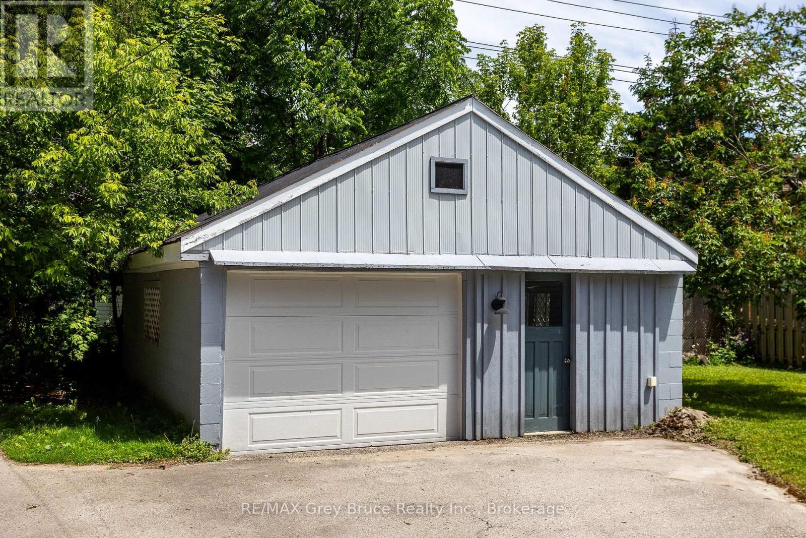177 2ND AVENUE SW - 5