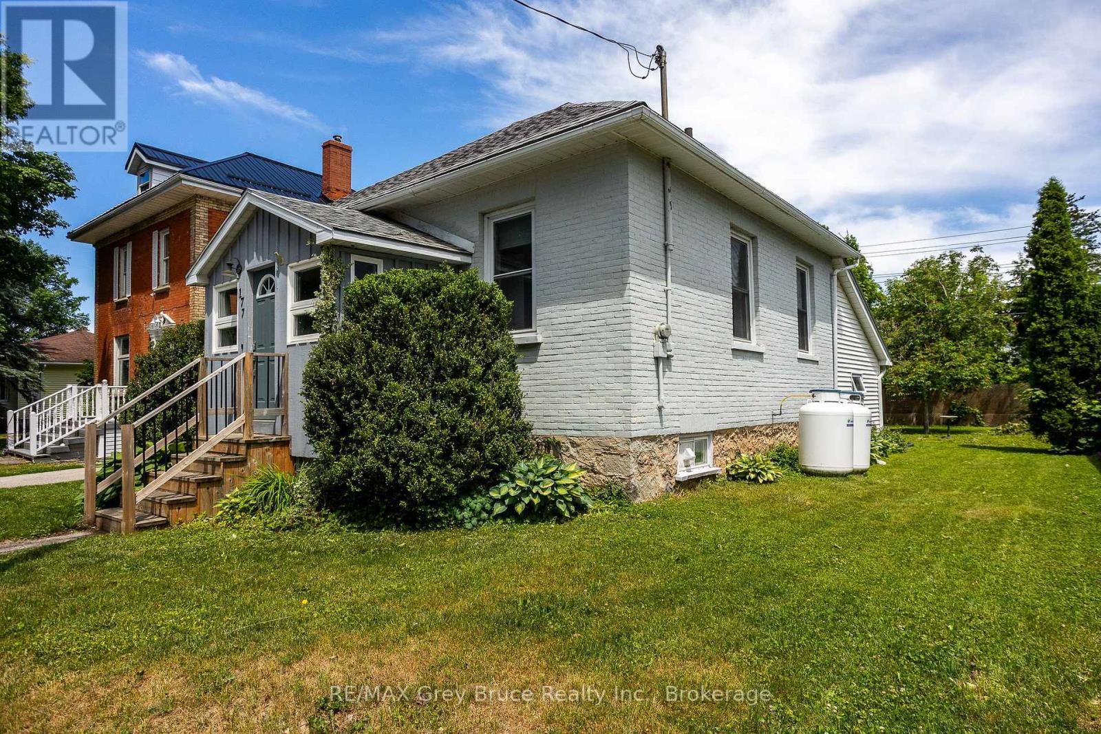 177 2ND AVENUE SW - 6