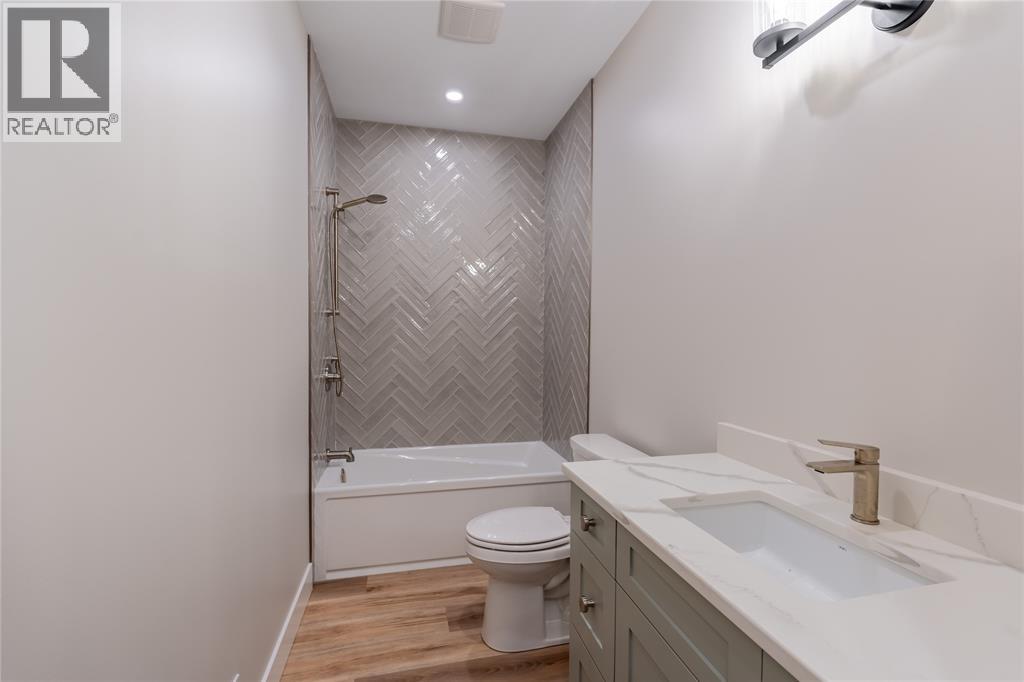 3576 BRITT BOULEVARD - 27