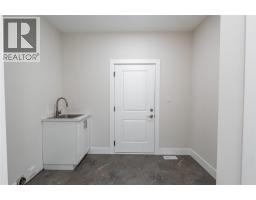 3555 Paul Crescent, Plympton Wyoming, ON N0N1E0 Photo 20