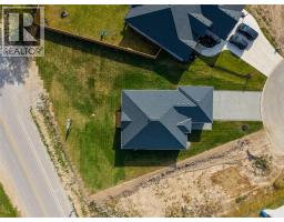 3555 Paul Crescent, Plympton Wyoming, ON N0N1E0 Photo 39
