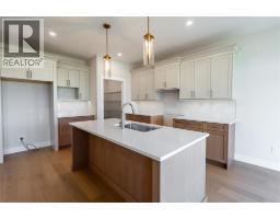 3555 Paul Crescent, Plympton Wyoming, ON N0N1E0 Photo 9
