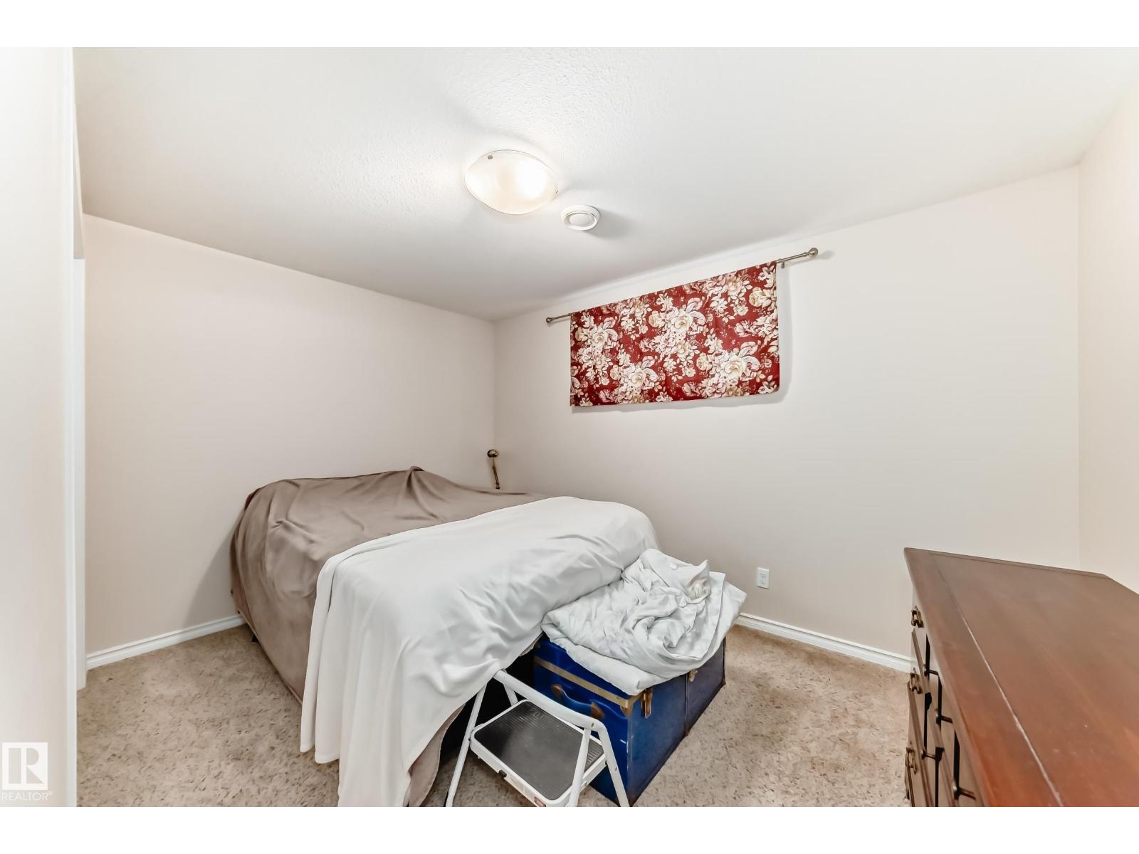8730 180A AV NW - 33