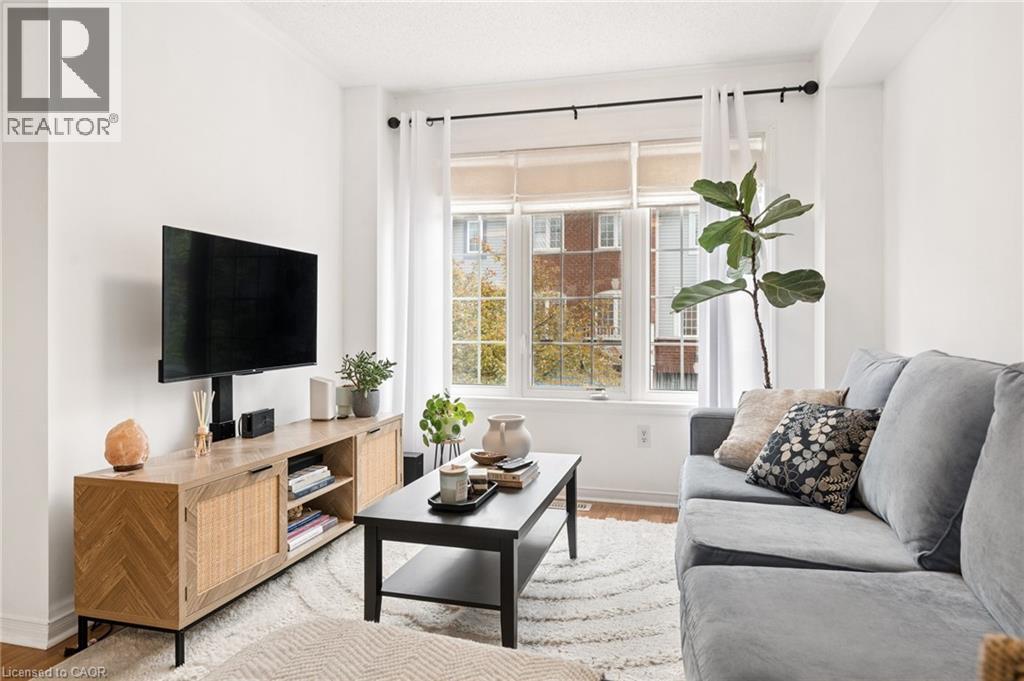 #35 1790 FINCH Avenue - 11