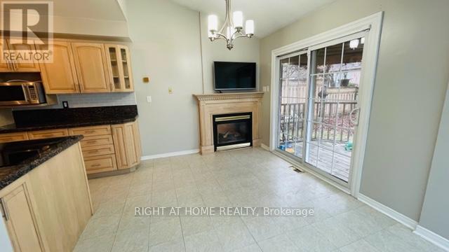 35 DAVIES CRESCENT - 13