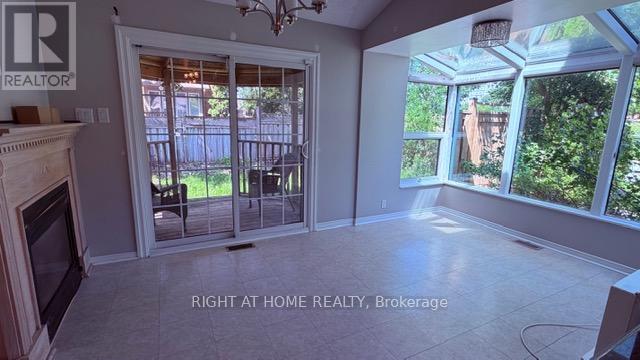 35 DAVIES CRESCENT - 11