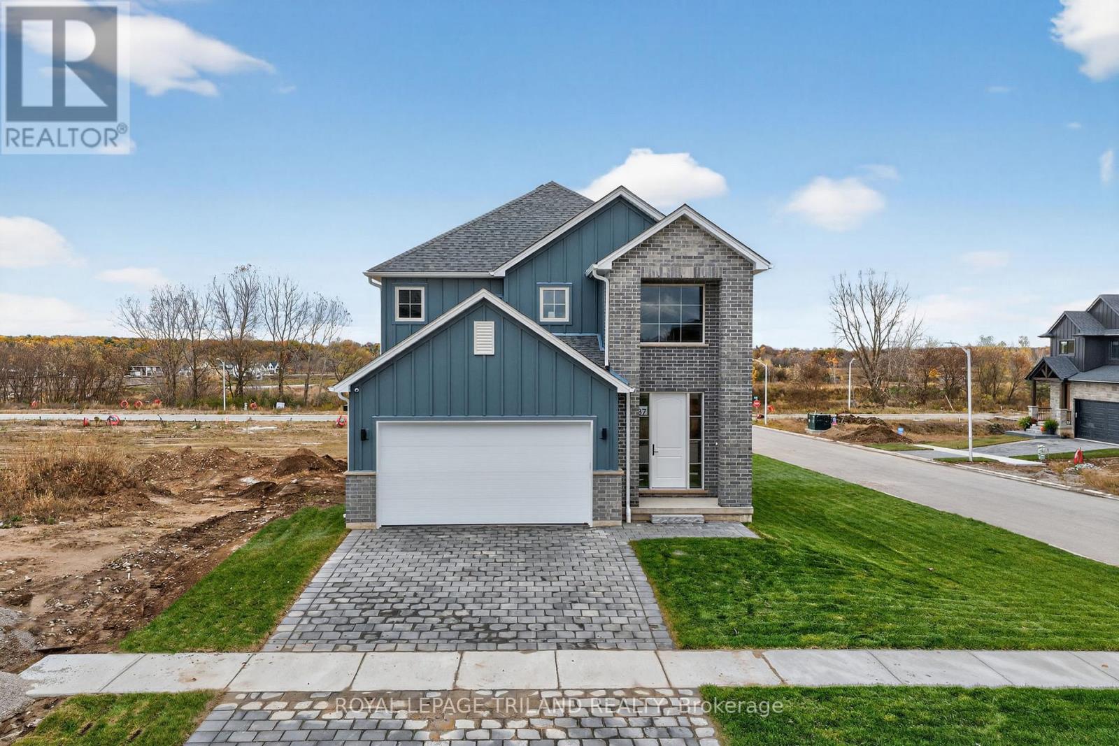 27 ALLISTER DRIVE - 6
