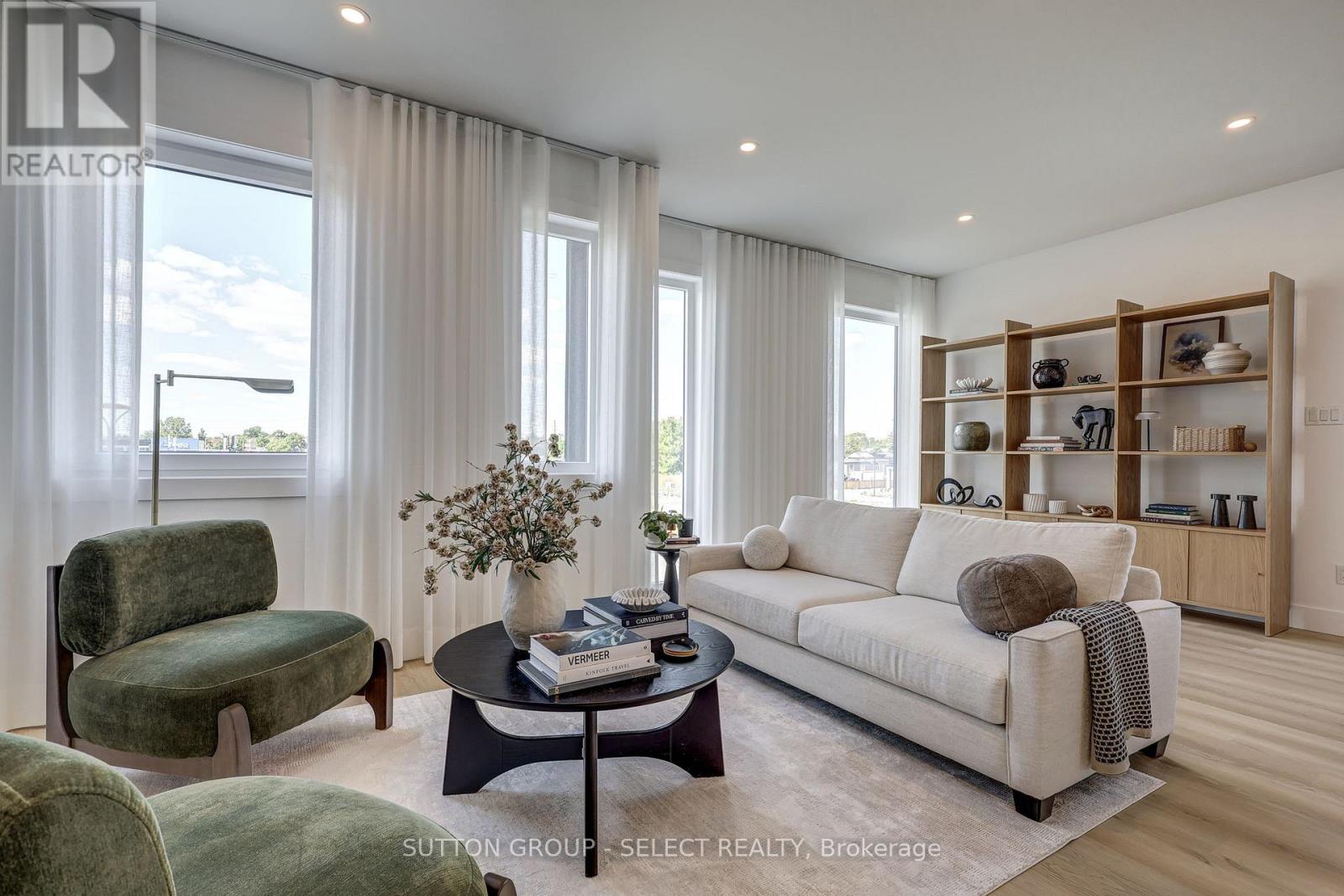 #2 3090 PETTY ROAD - 12