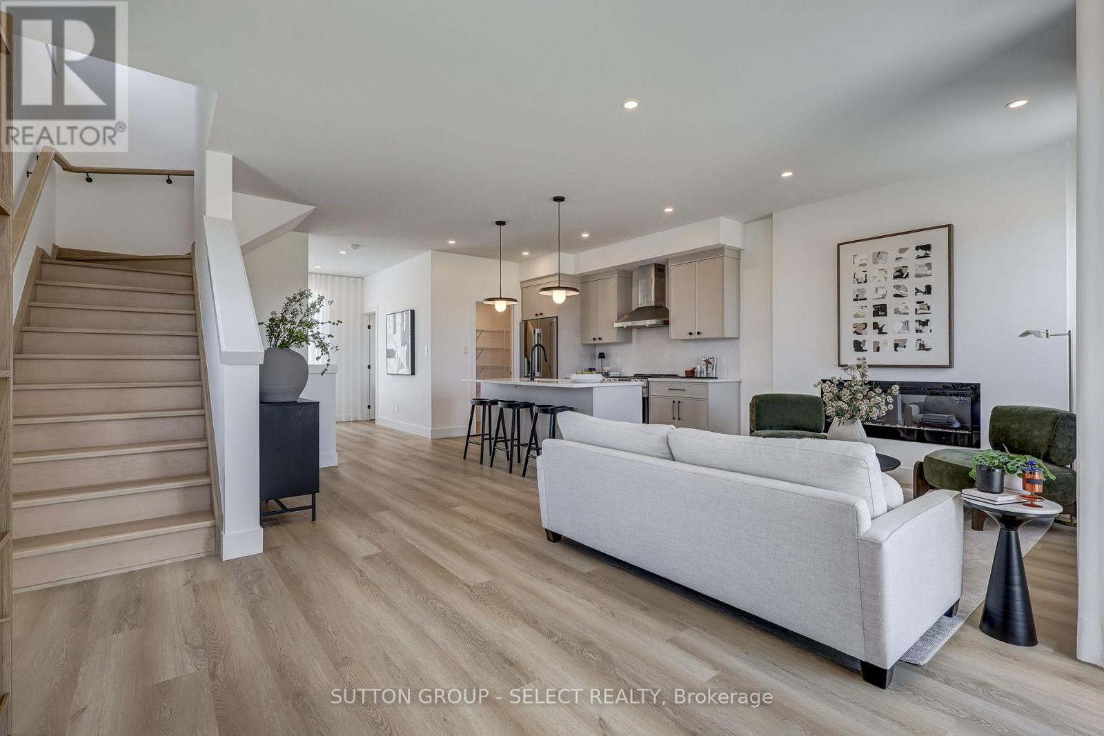 #2 3090 PETTY ROAD - 10
