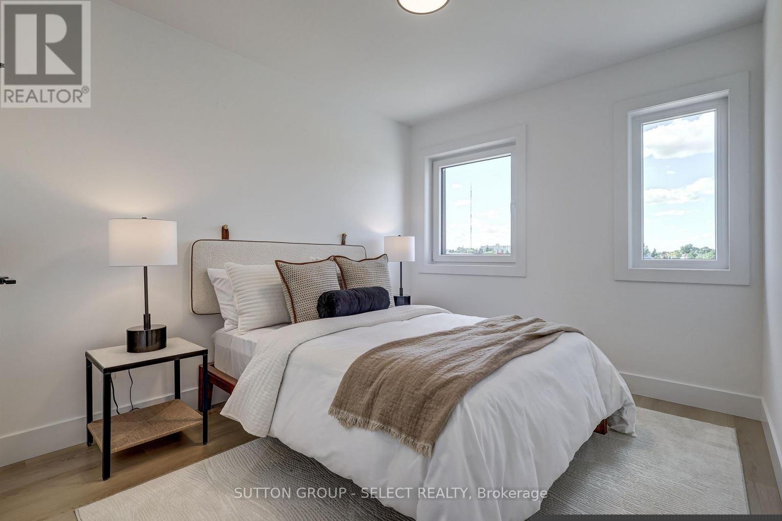 #2 3090 PETTY ROAD - 27