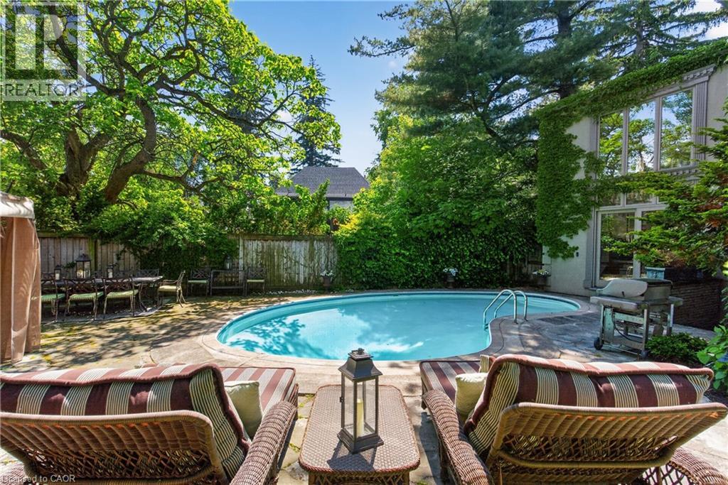 74 OAK KNOLL Drive - 47