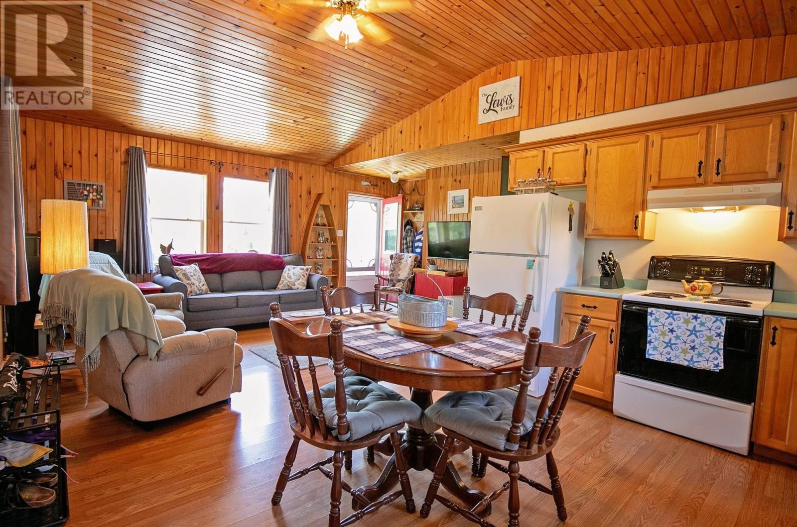 33 Marshview Road - 29