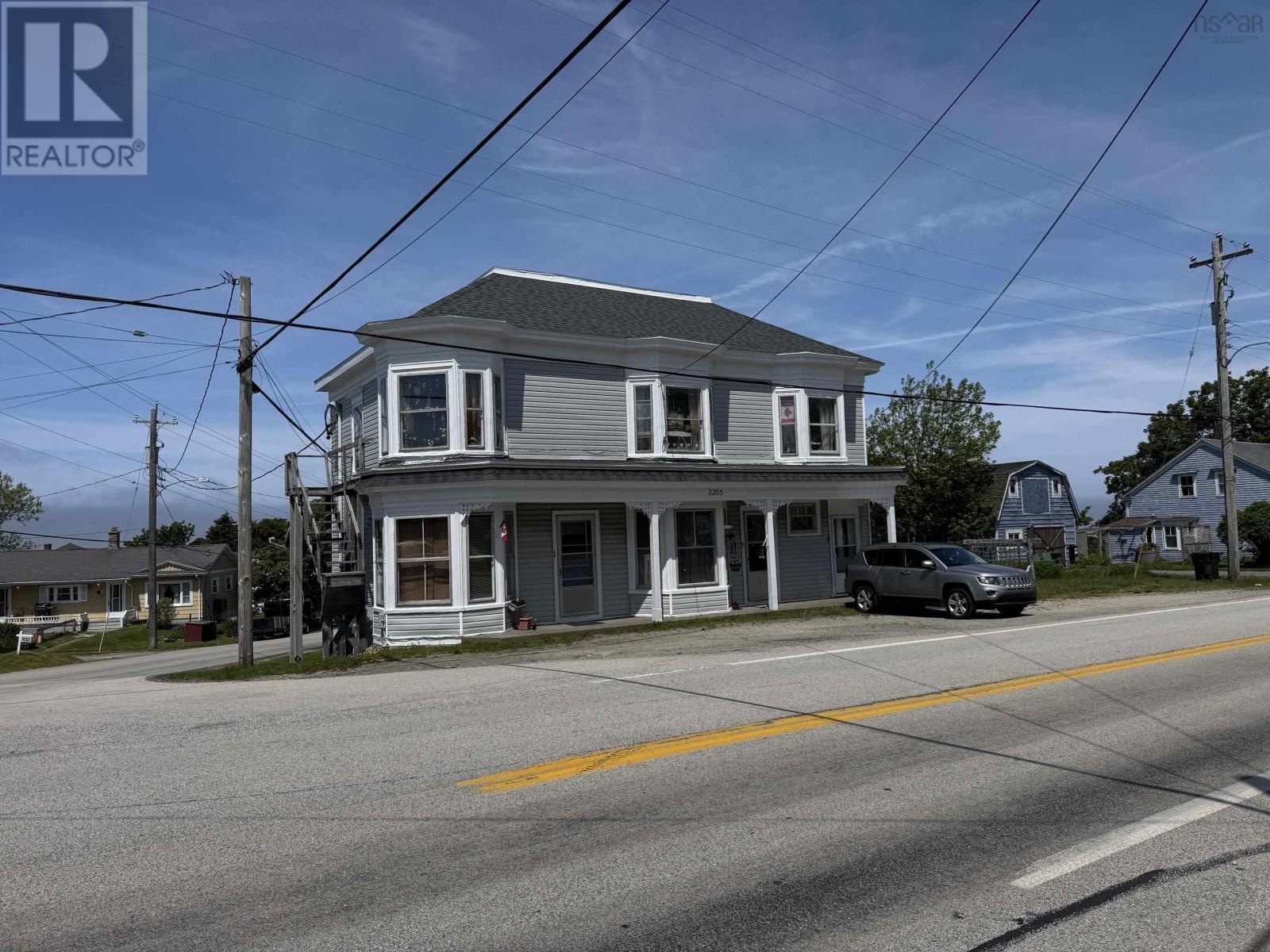 3205 1 Highway - 2