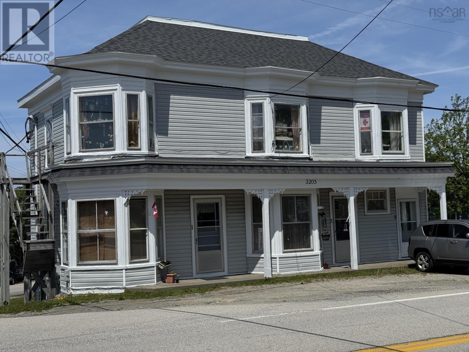 3205 1 Highway - 4