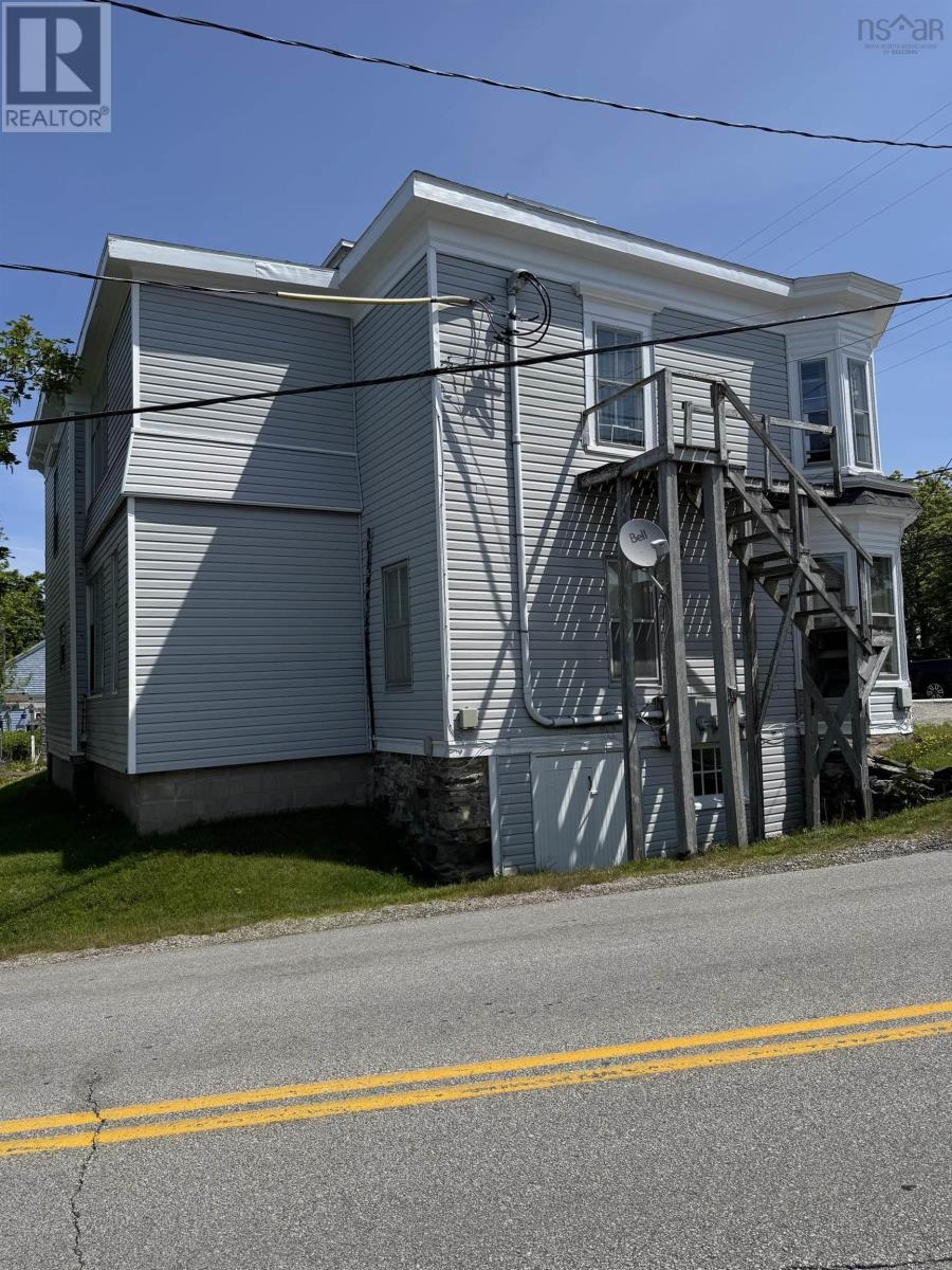 3205 1 Highway - 8