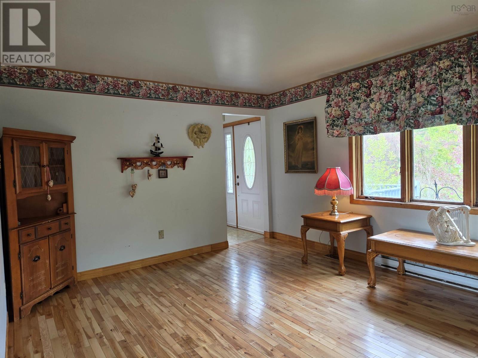 2037 Castle Bay Road - 8