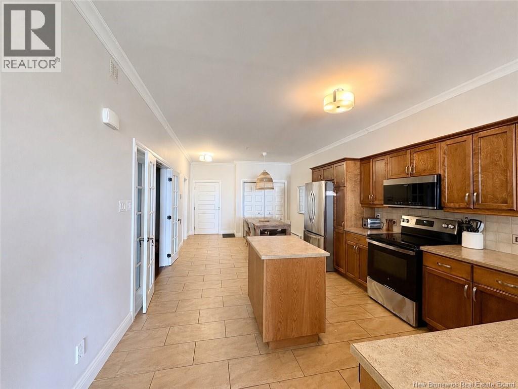 #106 69 Cap Bimet Boulevard - Image 10