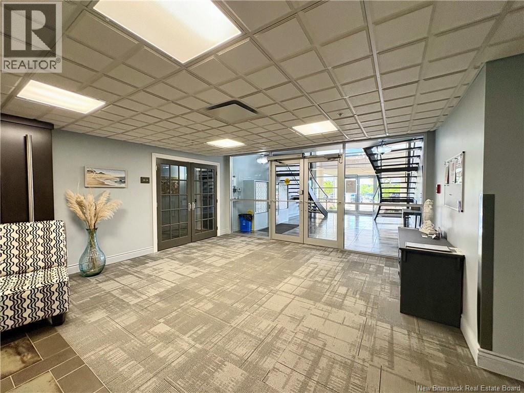 #106 69 Cap Bimet Boulevard - Image 8