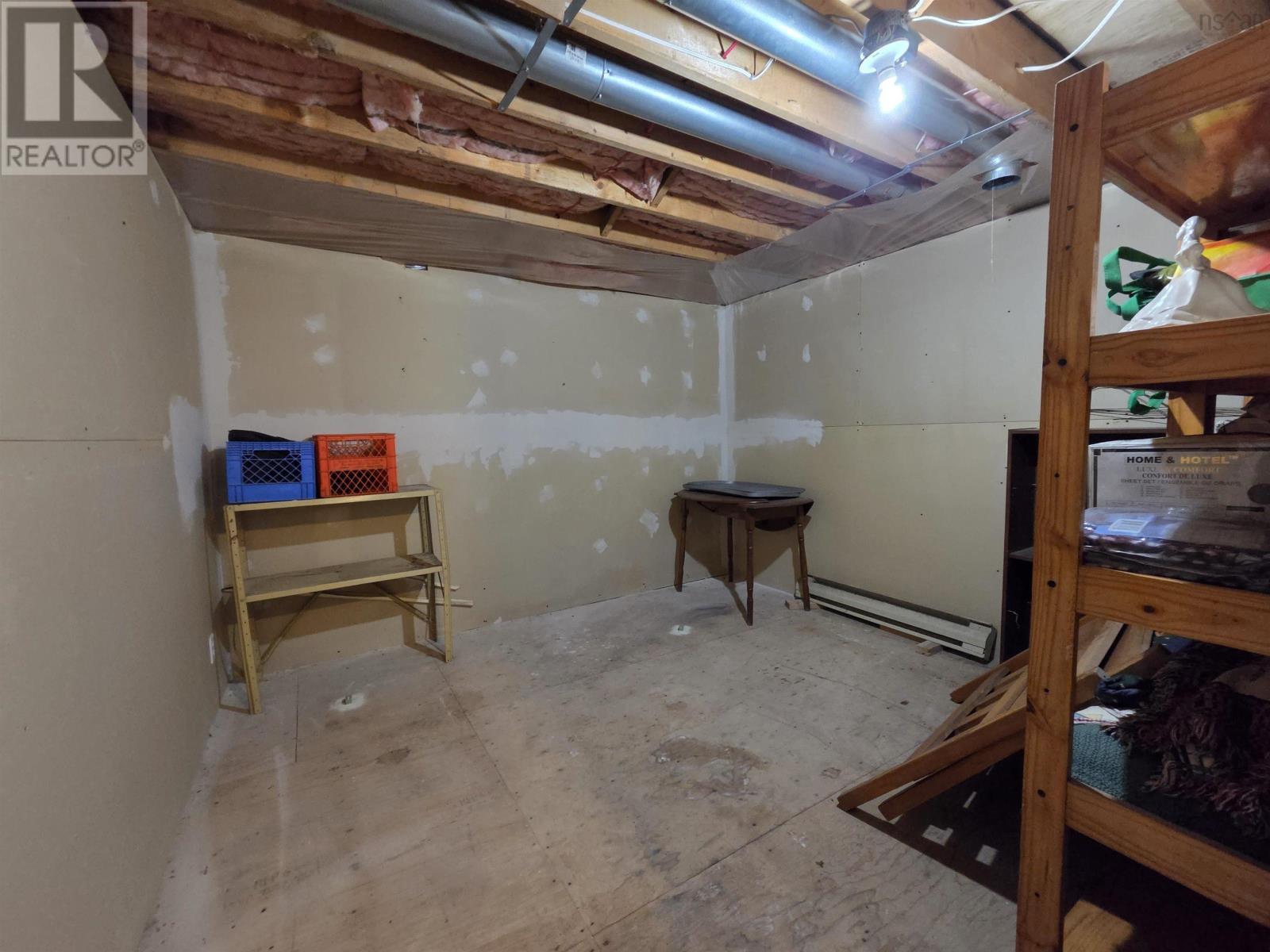 2037 Castle Bay Road - 26