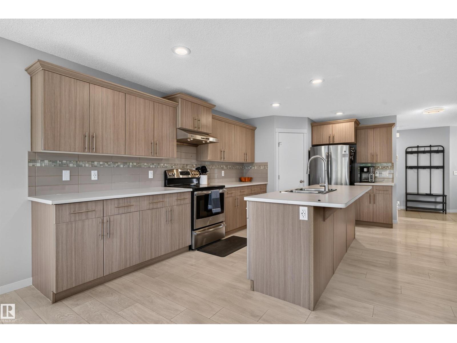 4612 WESTCLIFF PT SW — photo 8