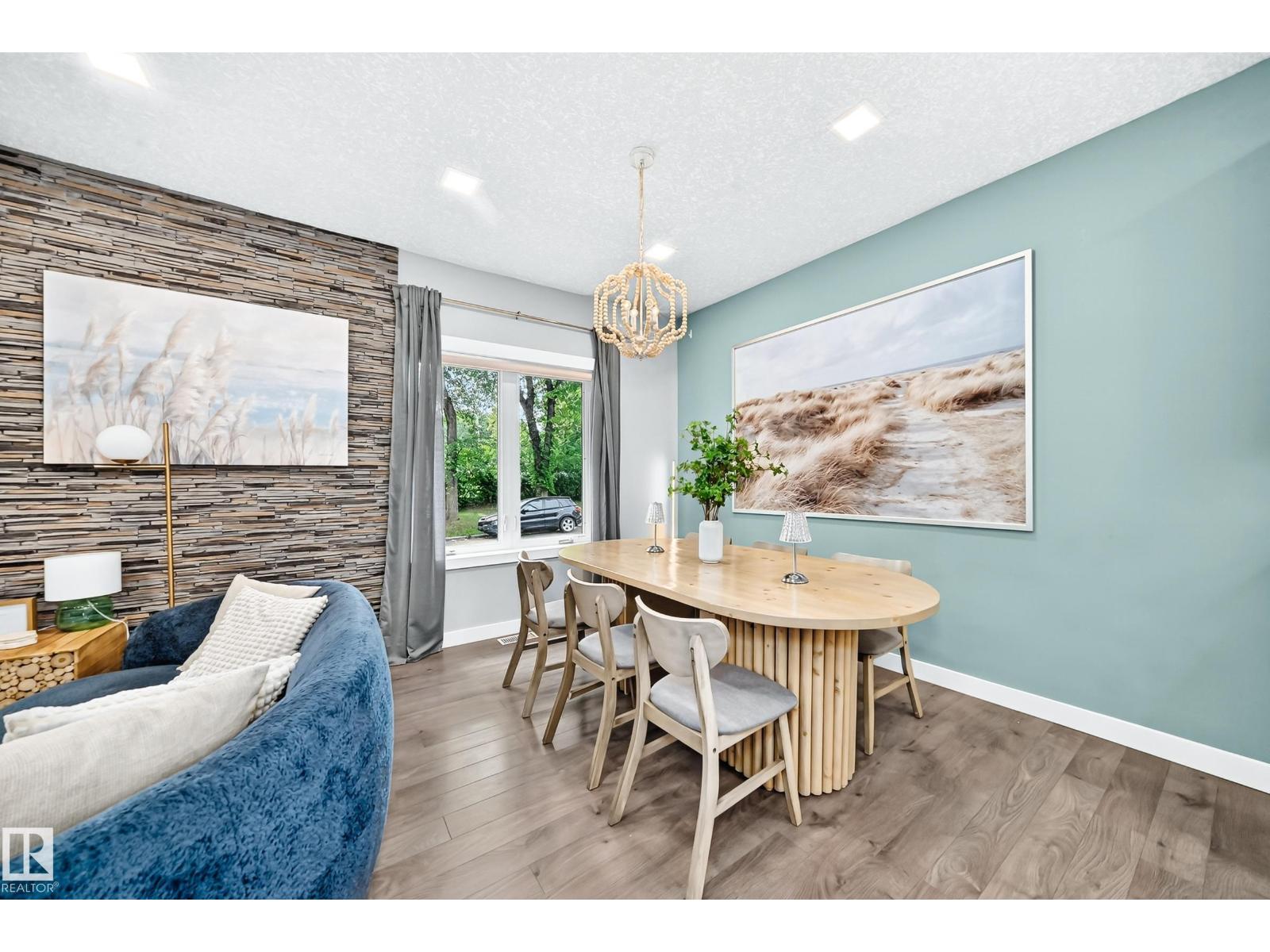 11463 64 ST NW - 10