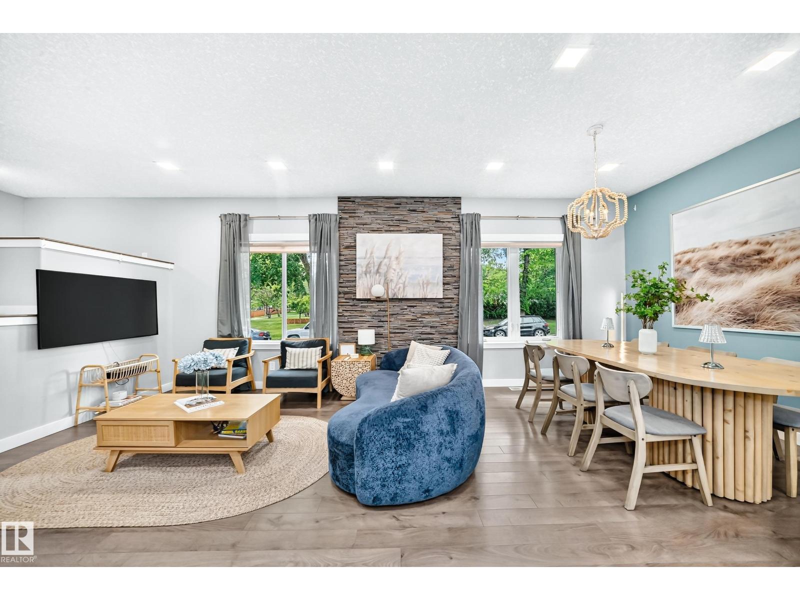 11463 64 ST NW - 13