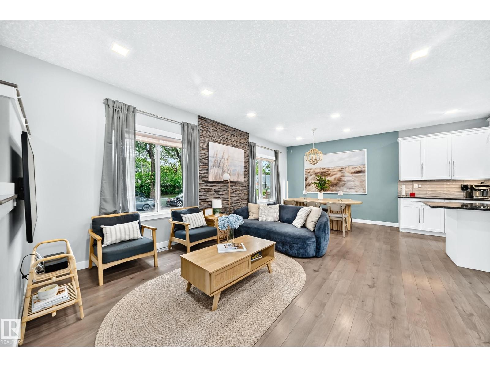 11463 64 ST NW - 17