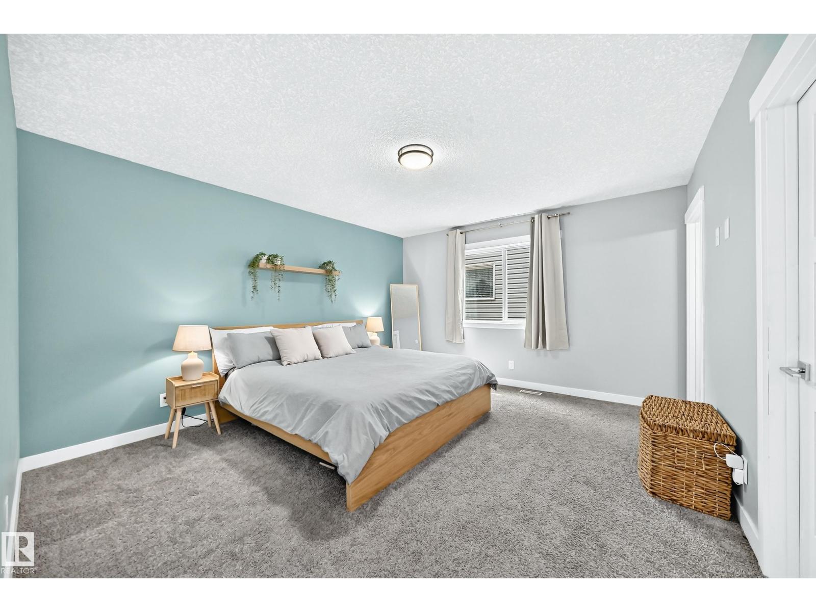 11463 64 ST NW - 18