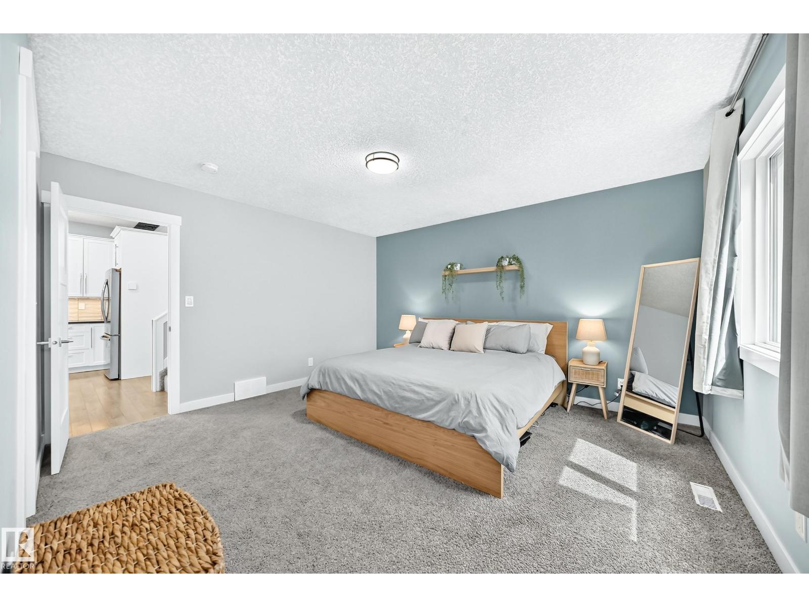11463 64 ST NW - 21