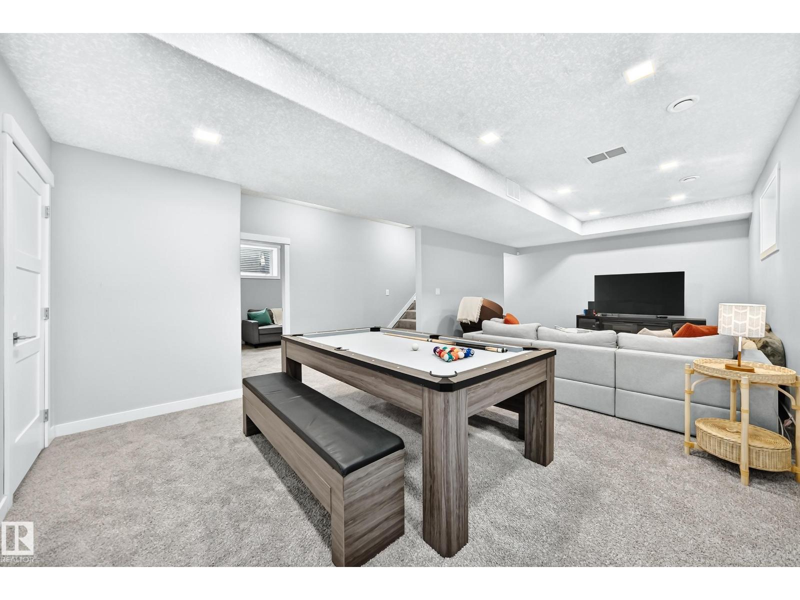 11463 64 ST NW - 42
