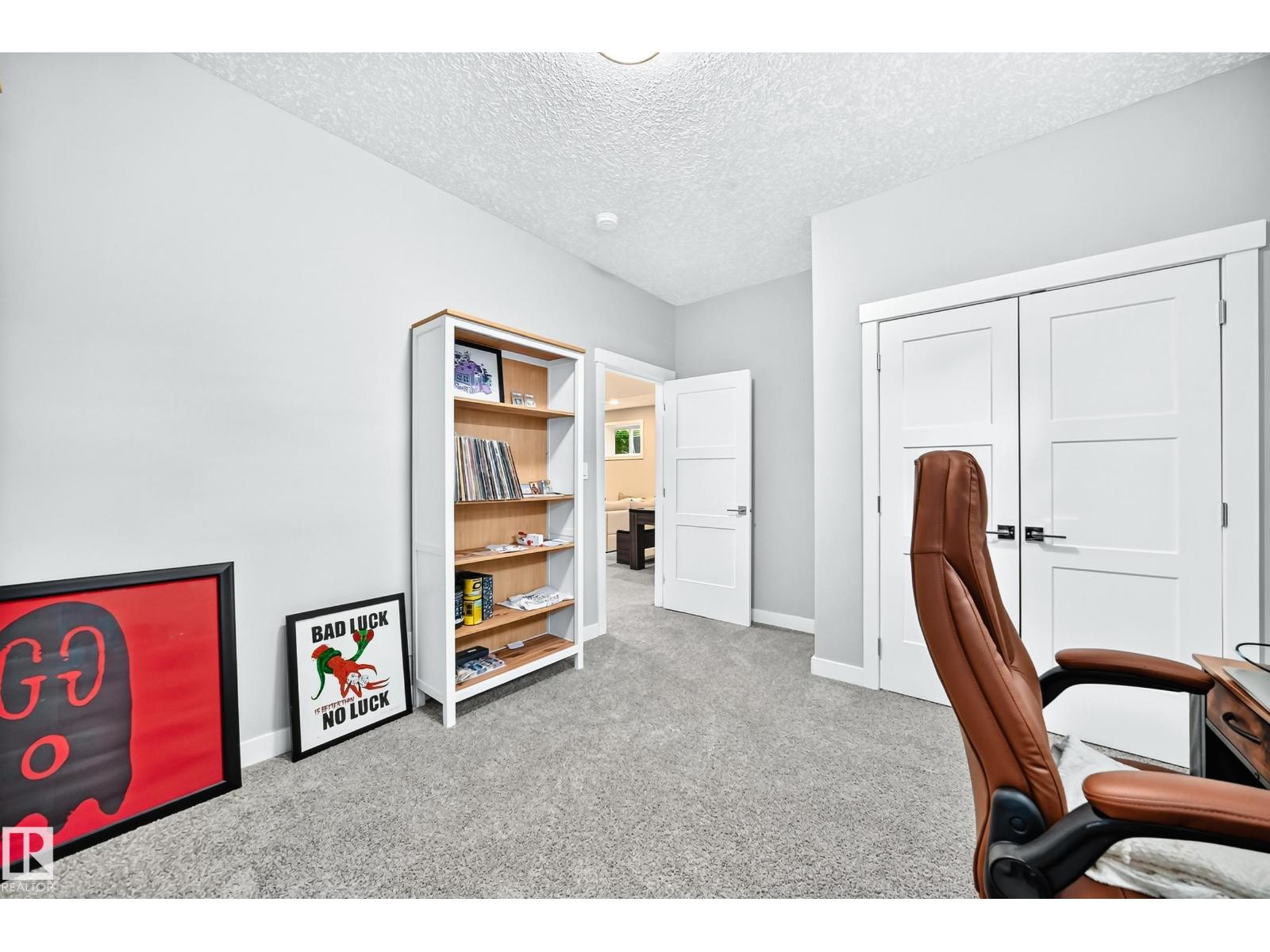 11463 64 ST NW - 47