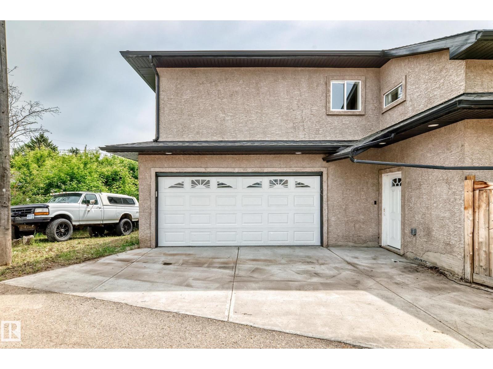 11463 64 ST NW - 52