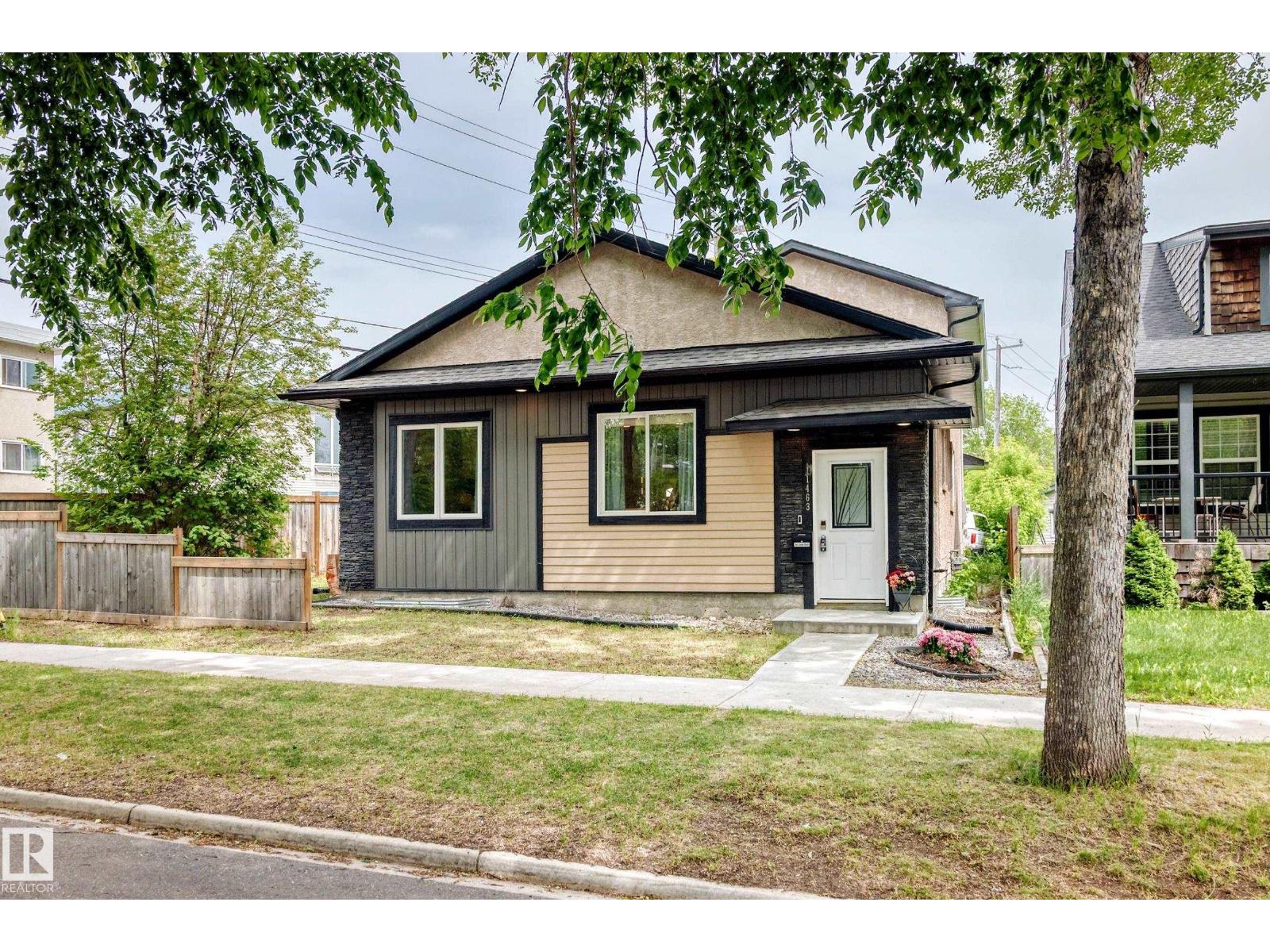 11463 64 ST NW - 58