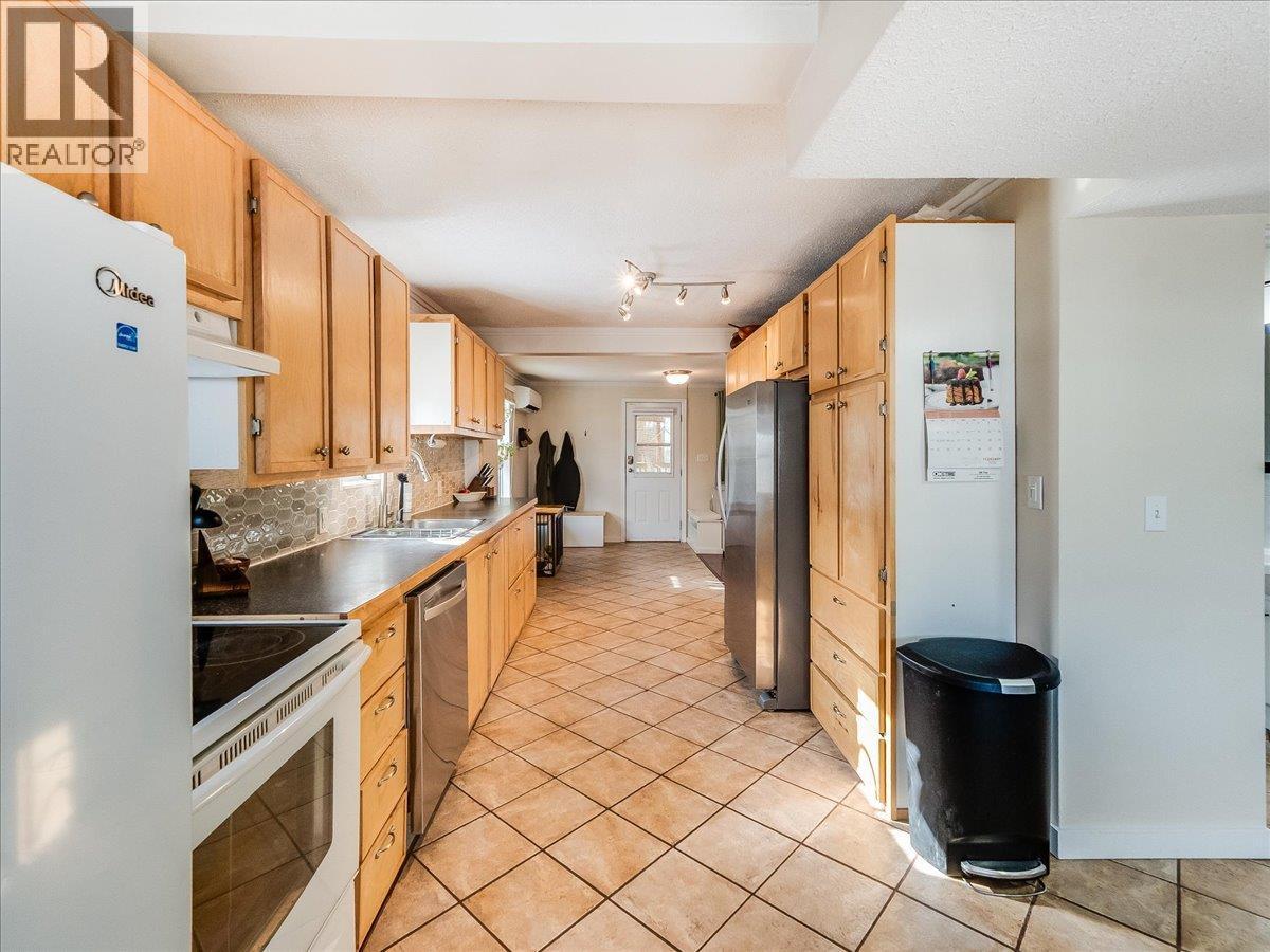613 11th Avenue - 30