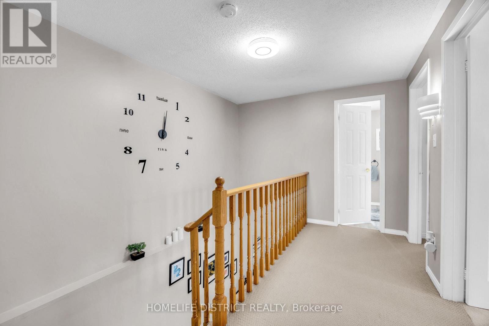 101 CHAMPINE SQUARE - 19