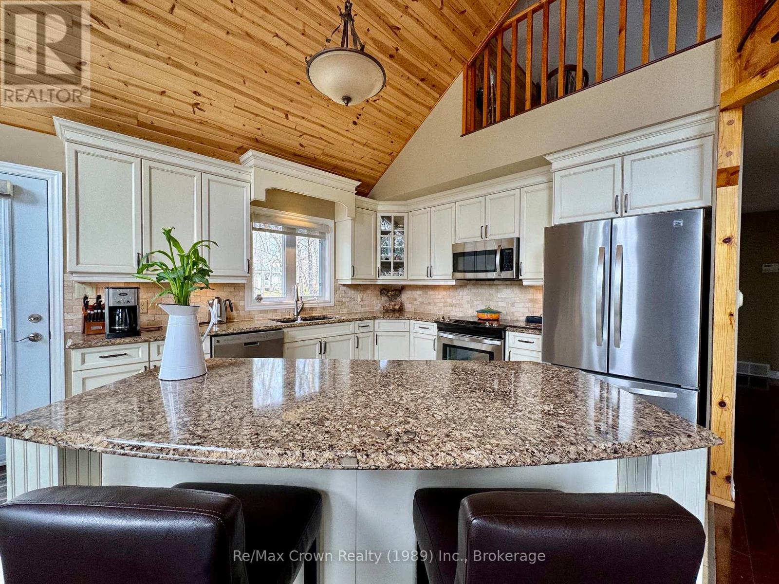 181 NORTH SHORE DRIVE - 13