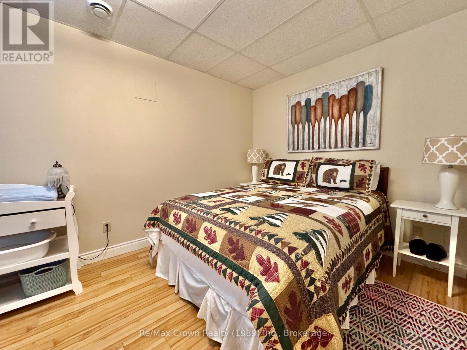181 NORTH SHORE DRIVE - 23
