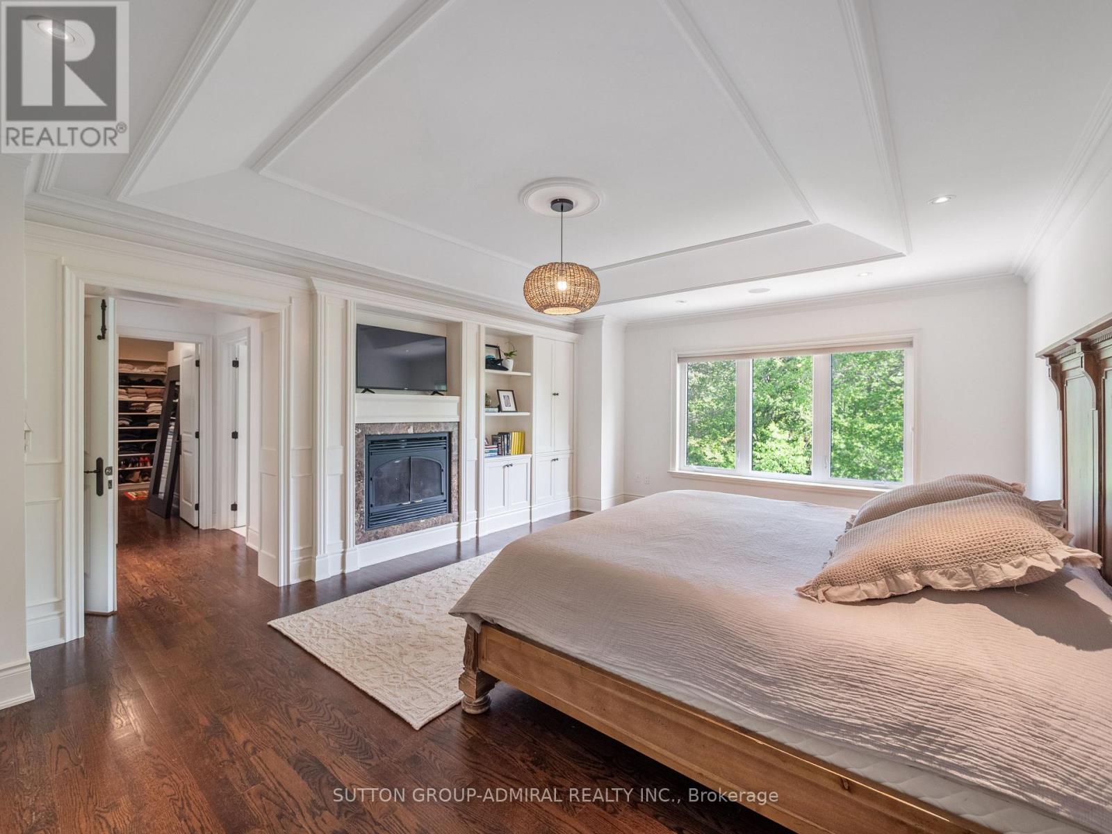 35 WENTWORTH AVENUE - 26
