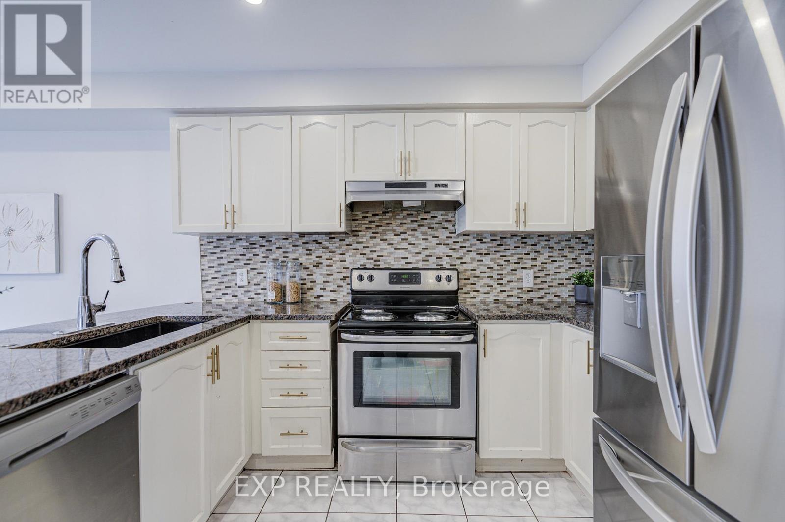 211 SOPHIA ROAD - 15