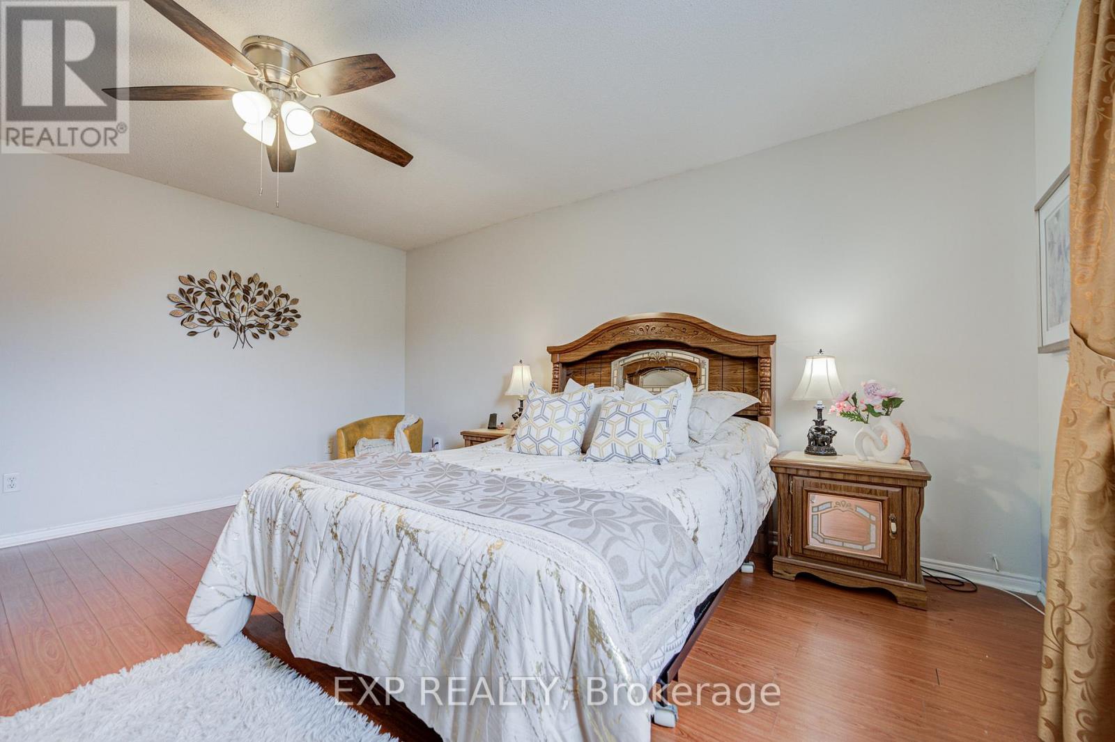 211 SOPHIA ROAD - 19