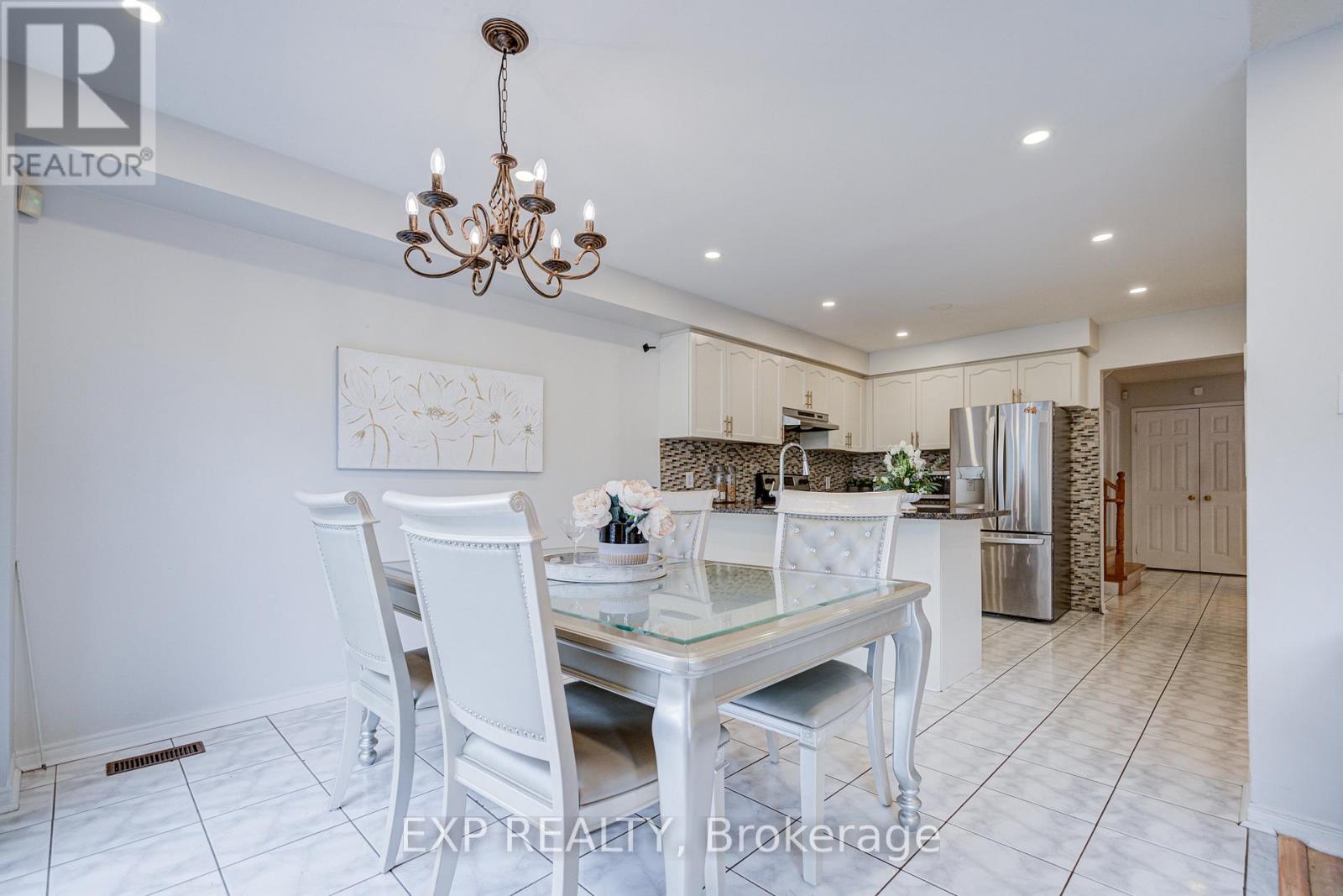 211 SOPHIA ROAD - 9