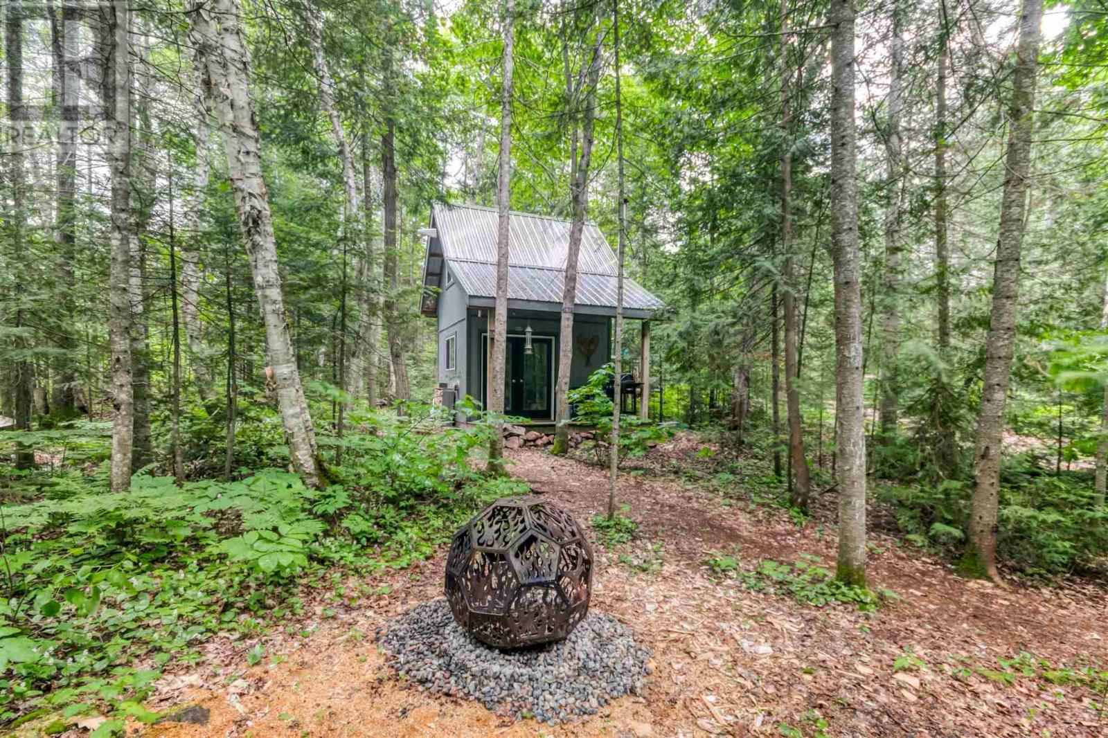 1456 Dunlop Shores RD - 27
