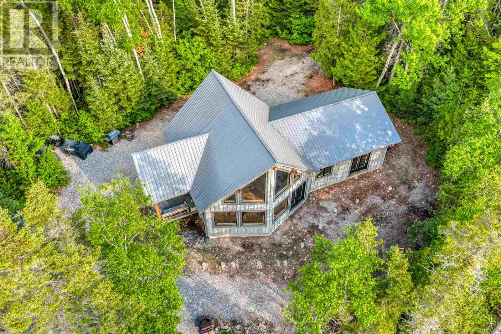 1456 Dunlop Shores RD - 33